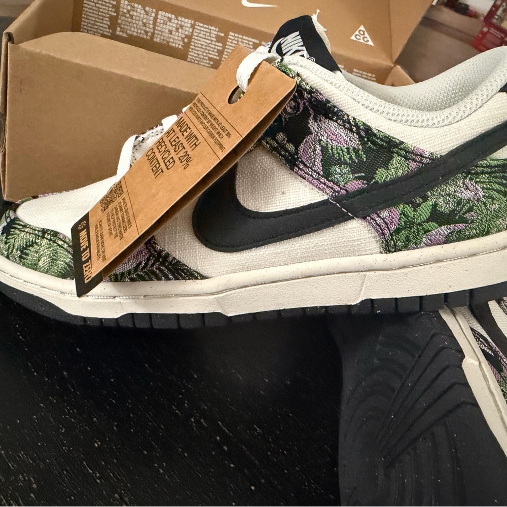 *BRAND NEW* Women’s NIKE Dunk Low (NN) - Picture 9 of 11